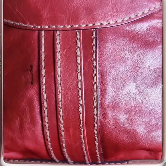 Fossil Red Leather Purse Cognac Fabric Lining Key Fob 8-9 Inch Drop 3 Pockets - Picture 5 of 16